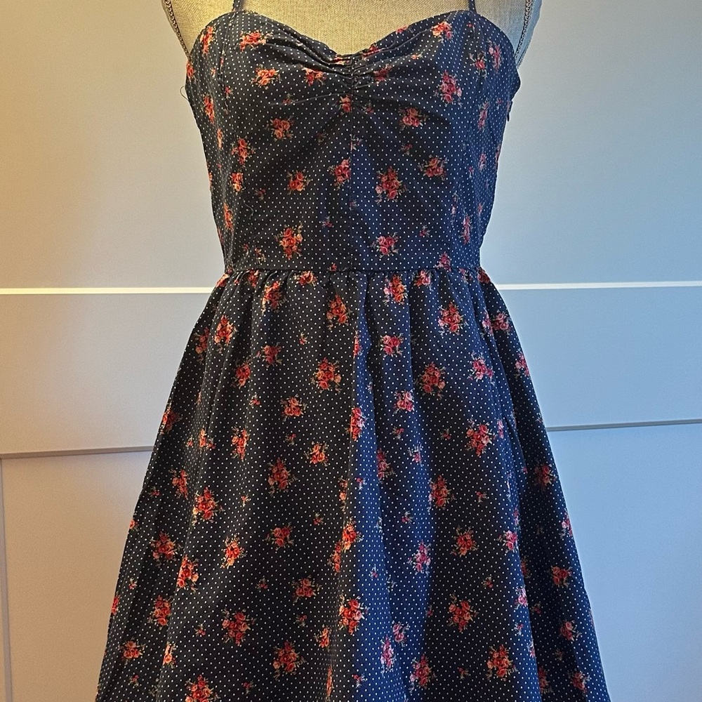 Forever 21 Navy Floral Strapless Dress